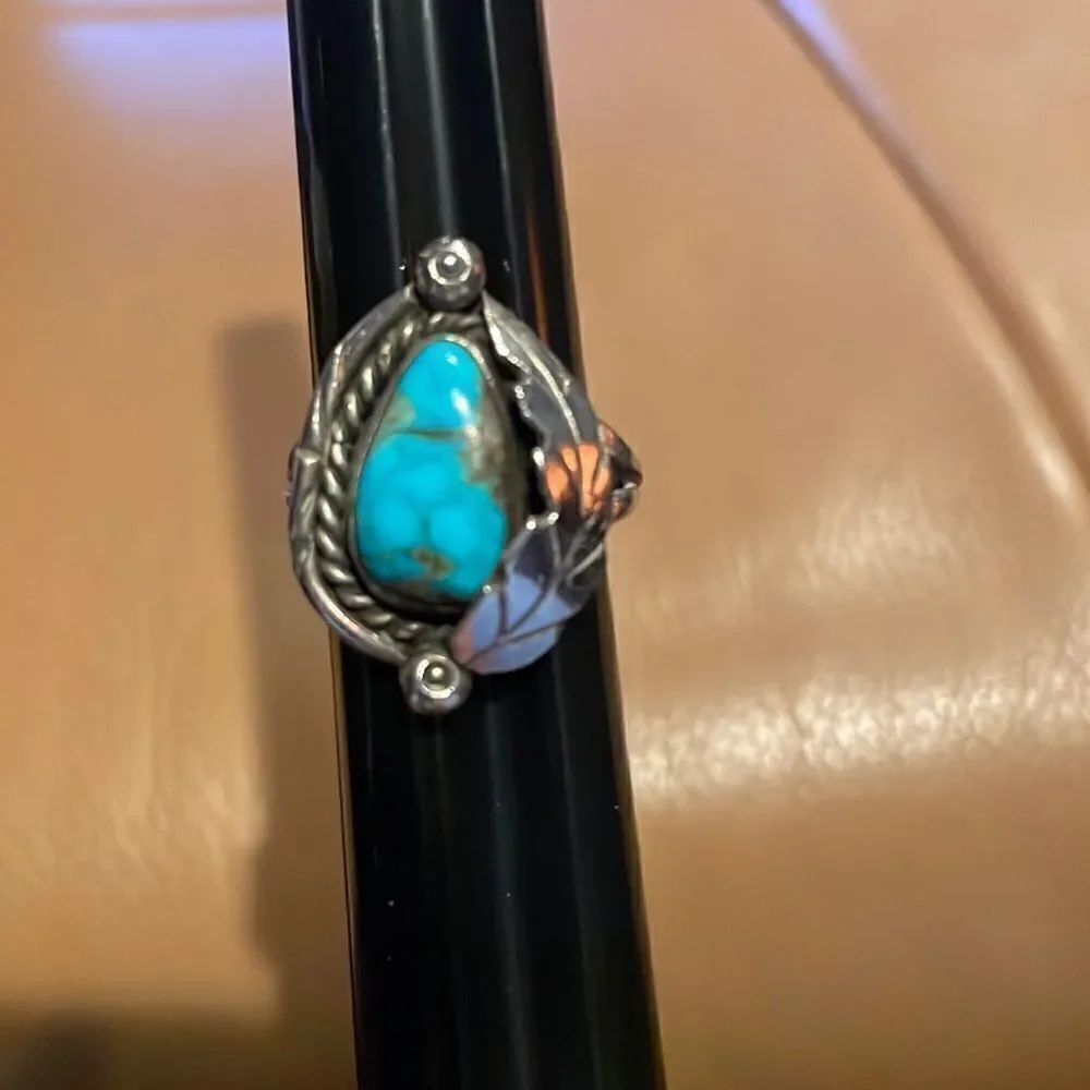 Vintage Navajo Sterling Silver Ring with Leaf Wrap